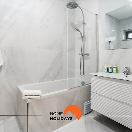 #234 Serenity Refuge W Balcony And Pool Апартаменты